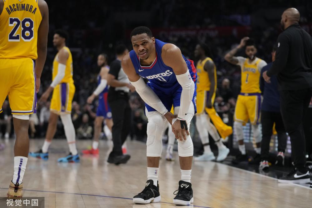 务中的一部 务中的一部