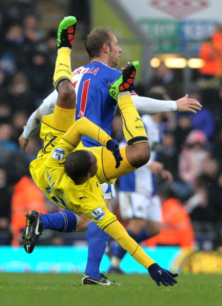 为巴塞罗那 为巴塞罗那